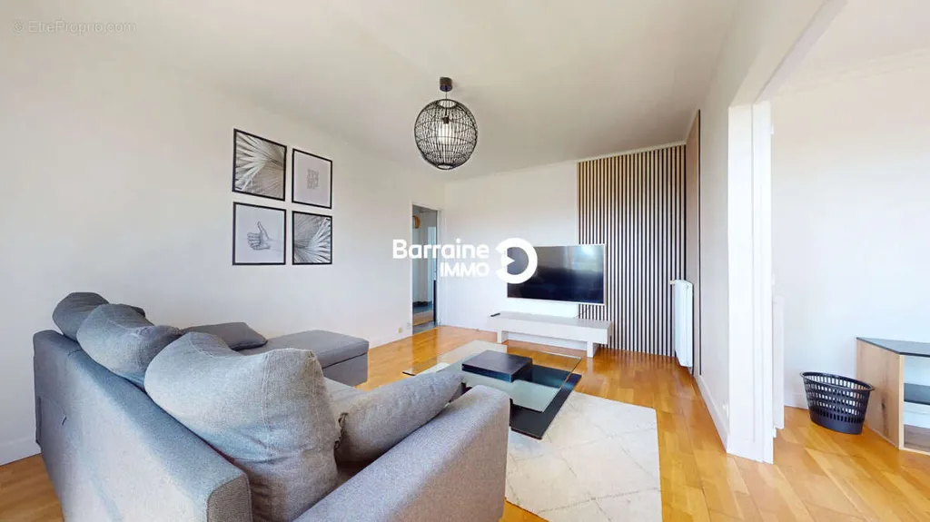 Séjour - Appartement Meublé avec Balcon à Brest - Lanrédec