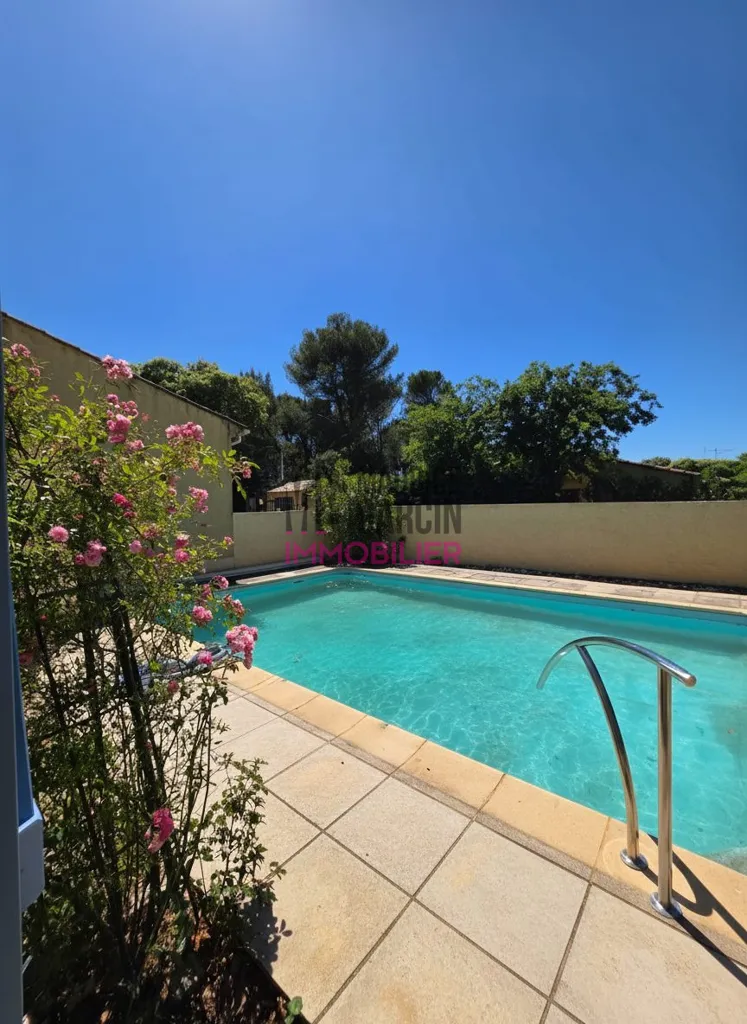 Piscine - Maison avec Piscine et Jardin à Saint-Didier