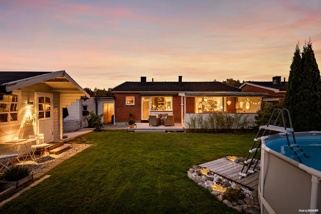 Aed - 1-Plan House with Pool in Ytterfil