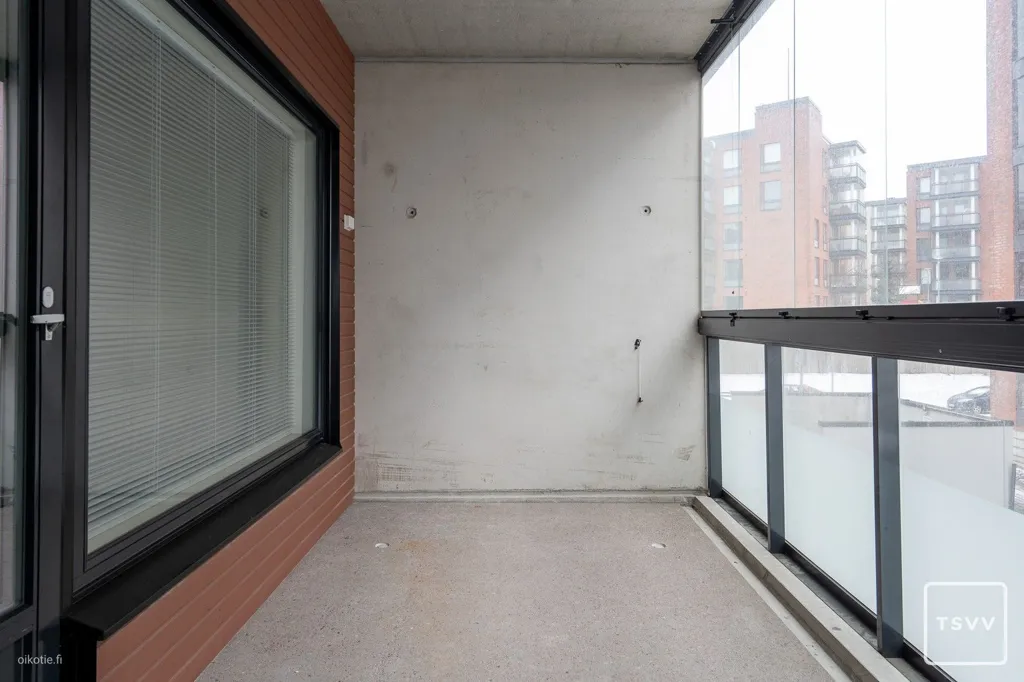 Balcone - Spacious Flat with Balcony in Kupittaa, Turku