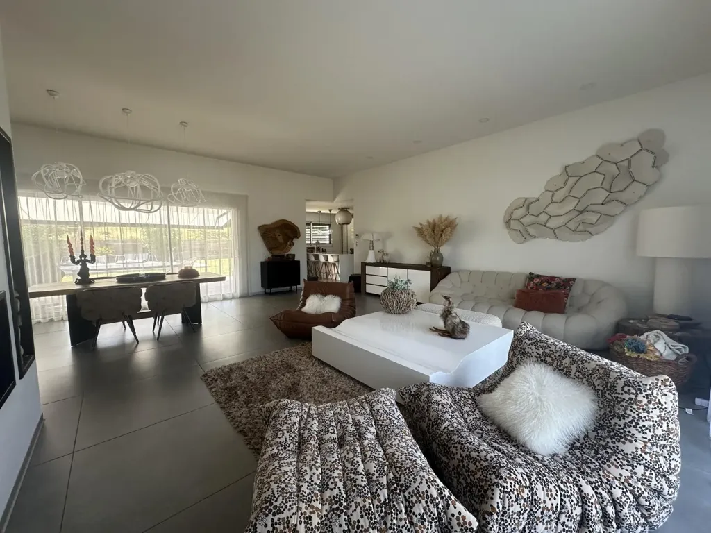 Living Room - Modern Villa with Pool in Artisanal Zone