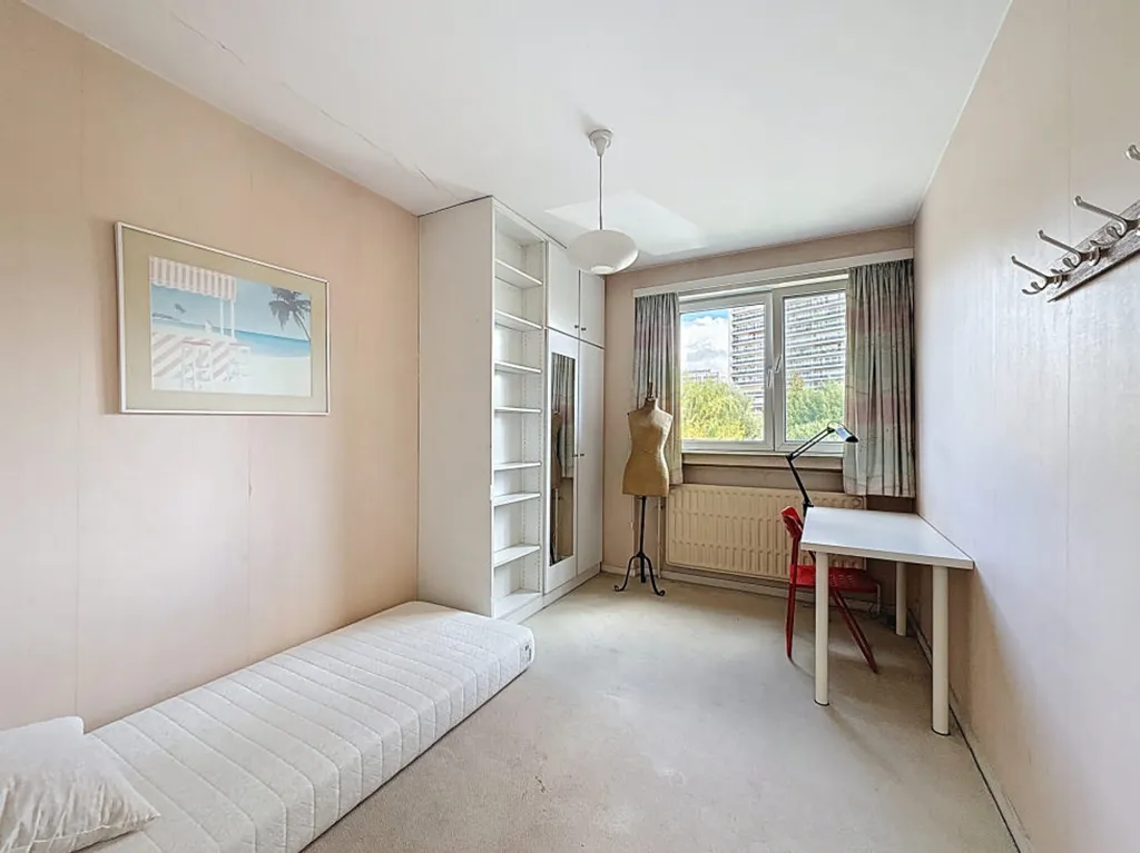 Bedrooms - Architectural 3-Front House with Terrace in Jette