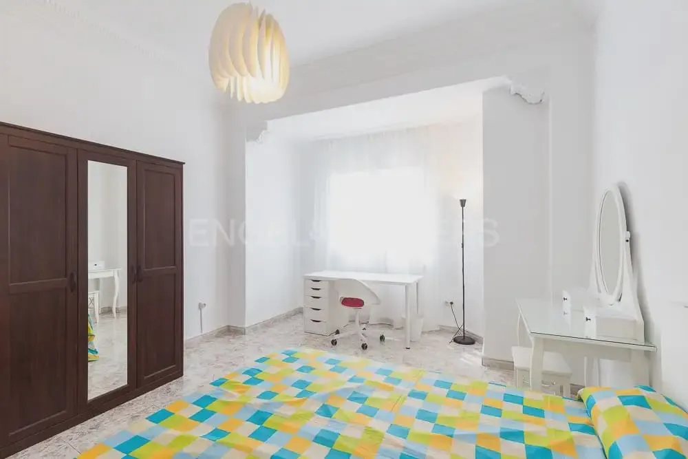 Camere da letto - Spacious Flat with High Ceilings in El Botànic