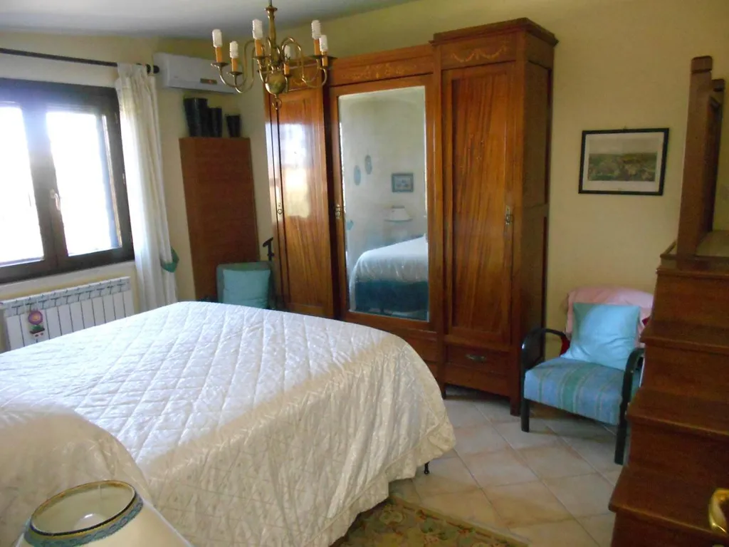 Chambres - Villa with Garden and Balcony in Ladispoli