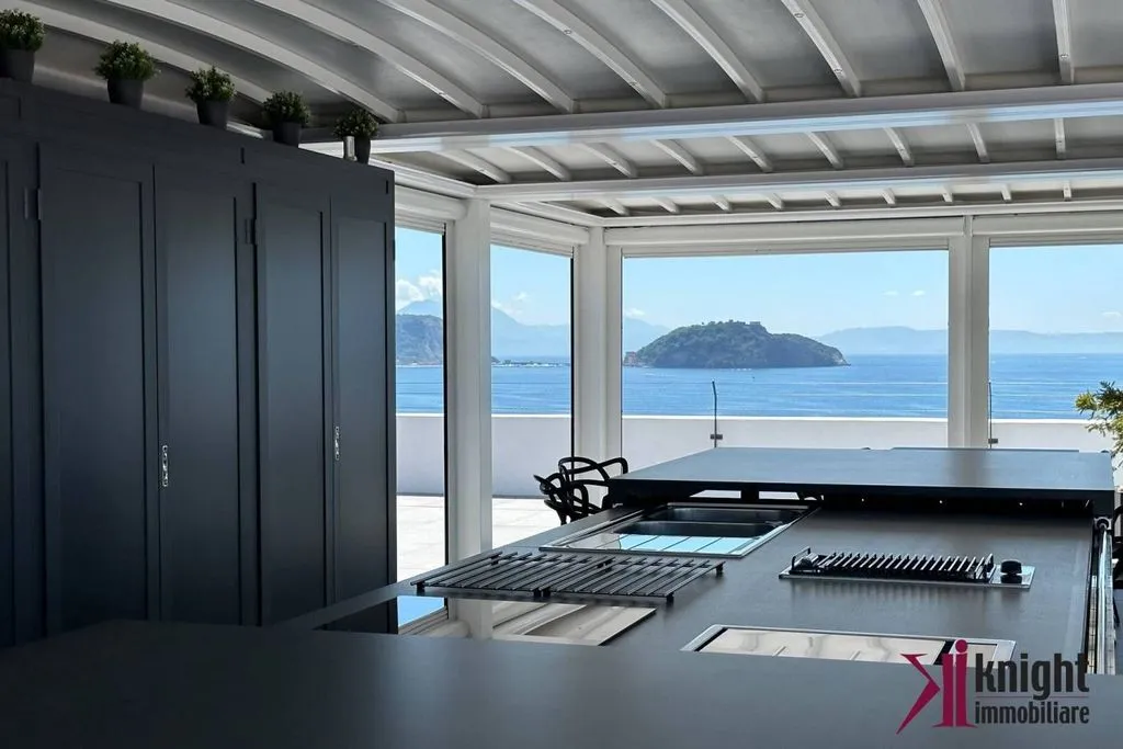 Cuisine - Luxury Apartment with Panoramic View in Pozzuoli
