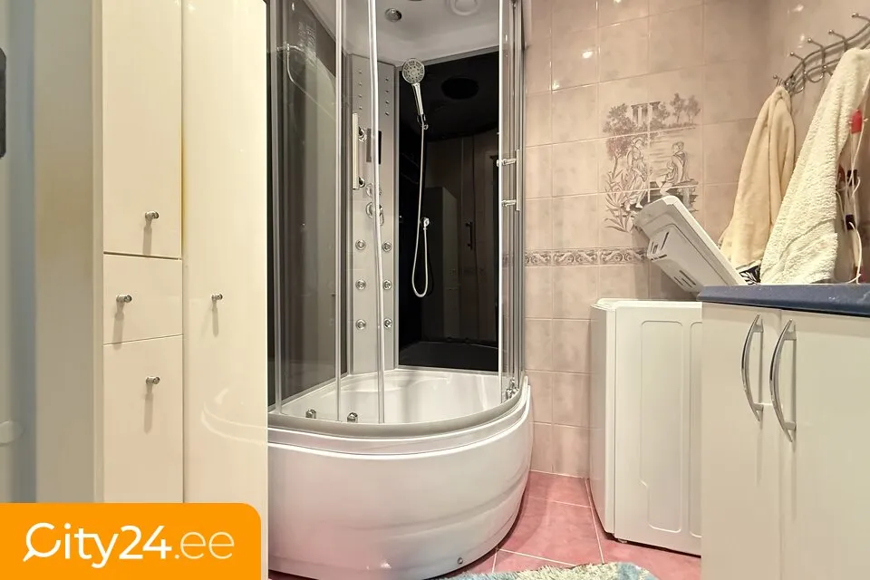 Salles de bain - Top Floor Apartment with Balcony in Tallinn Centre