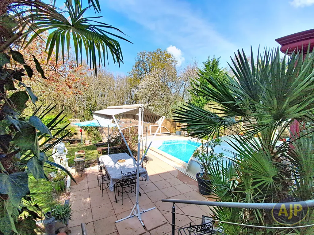 Piscina - Atypical House with Pool in St André D'Ornay