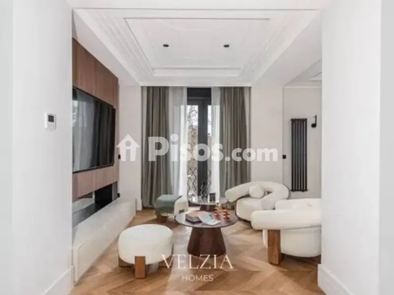 Elutuba - Luxury Flat with Balcony in Salamanca, Madrid