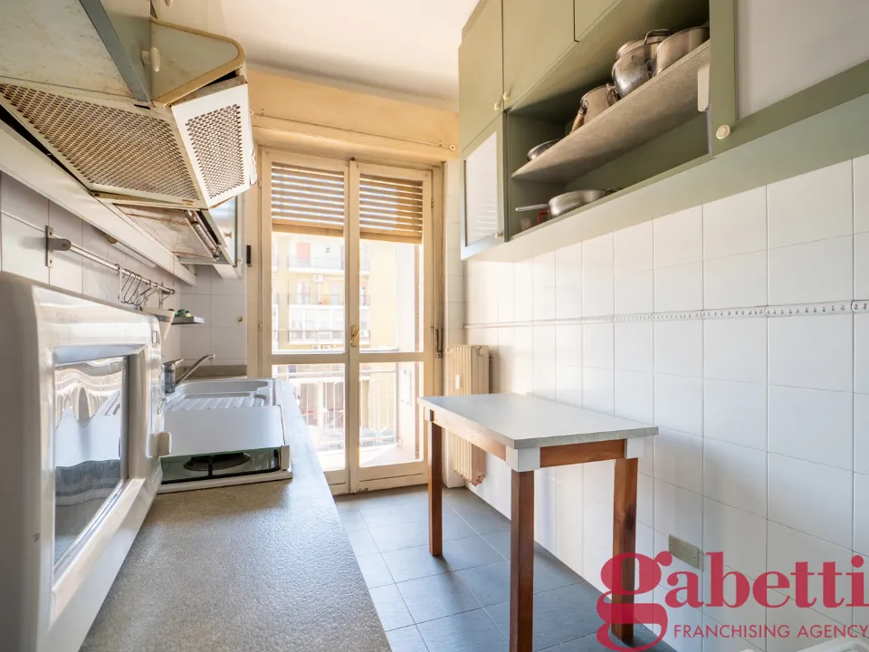 Cuisine - Triplex with Balconies in Lambrate, Milan