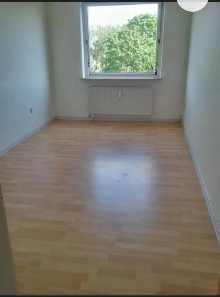 Pièces - Modernised 4-Bed Flat with View in Herning