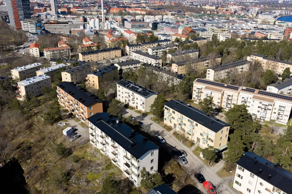 Õhuvaade - Spacious 2.5-Bedroom Flat with West-Facing Terrace in Hammarbyhöjden