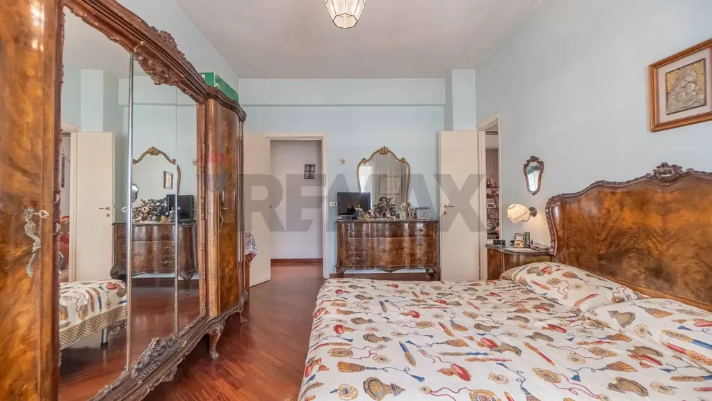 Chambres - Furnished Apartment with Balcony in Rome