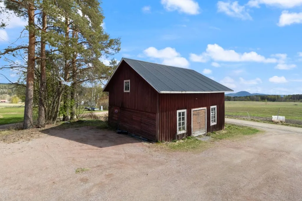 8-toaline maja asukohas Ragunda kommun