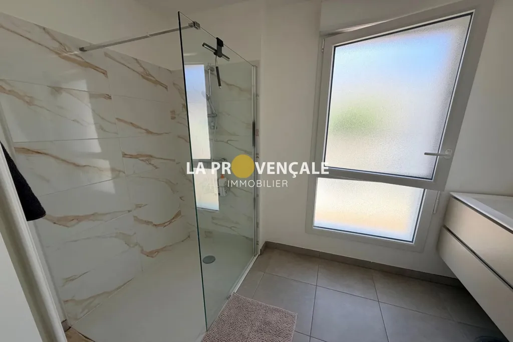 Salles de bain - Appartement T3 avec Terrasse à Rognac