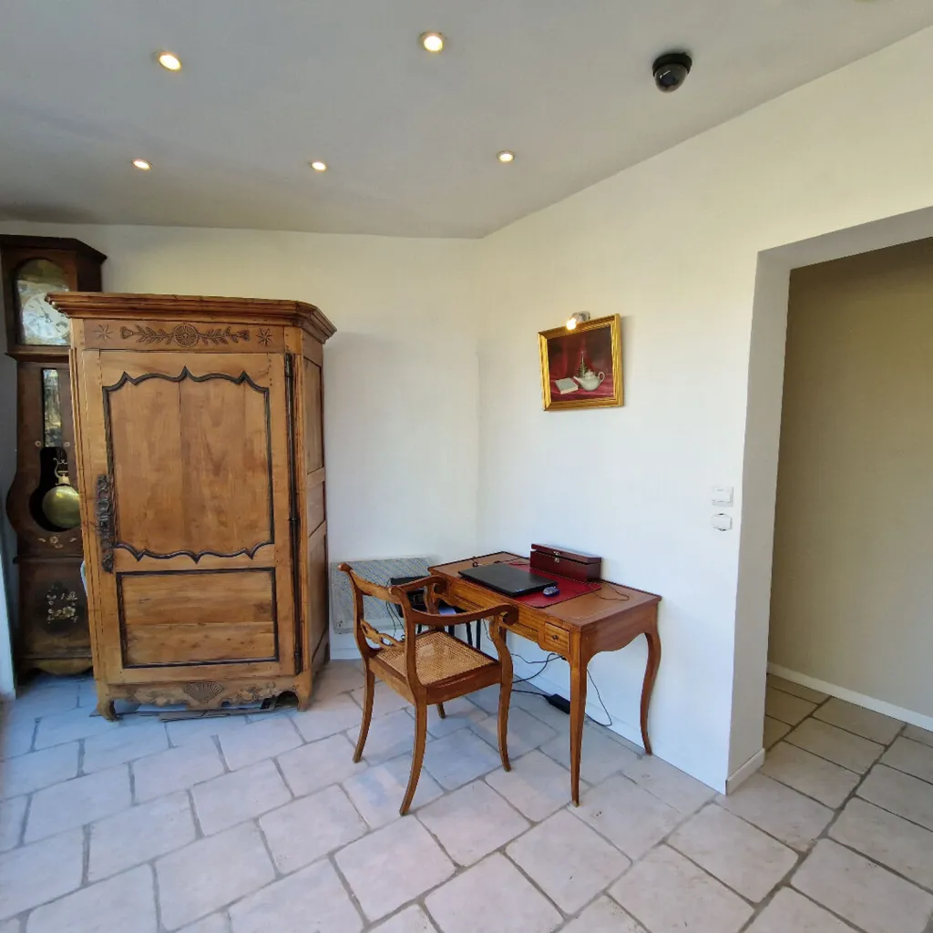 Bureau - Villa Récente avec Véranda à Golfe de St-Tropez