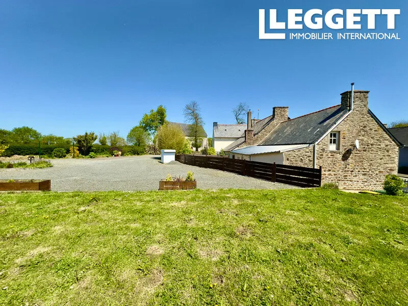 Aed - House with Guest House near Paimpol