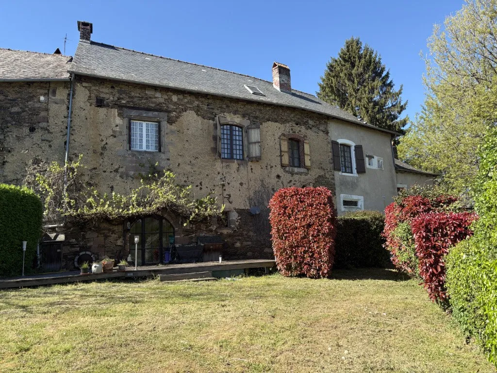 Välivaade - Renovated Stone House with Pool near Objat