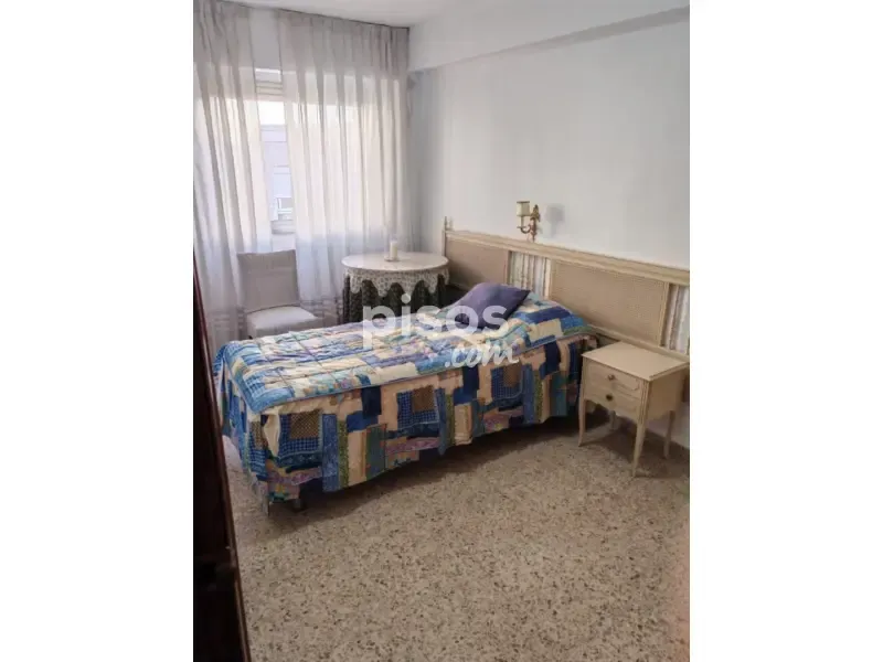 Magamistoad - Student Flat with Terrace in San Pedro