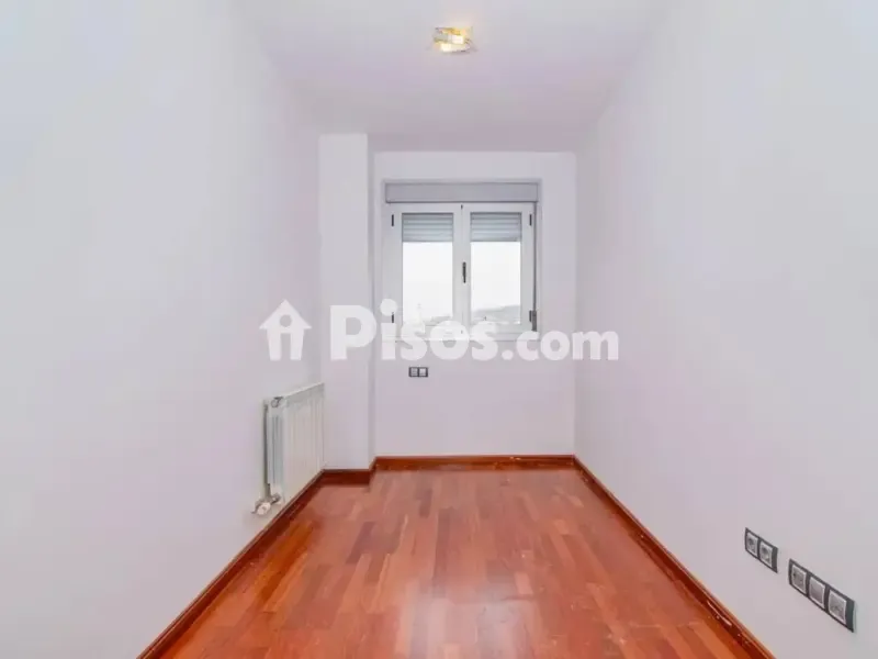Pièces - Appartement 2 pièces à ES