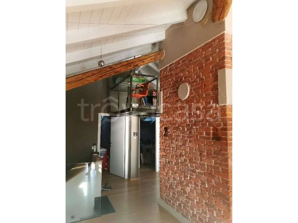 Toad - Villa with Private Garden in Cureggio