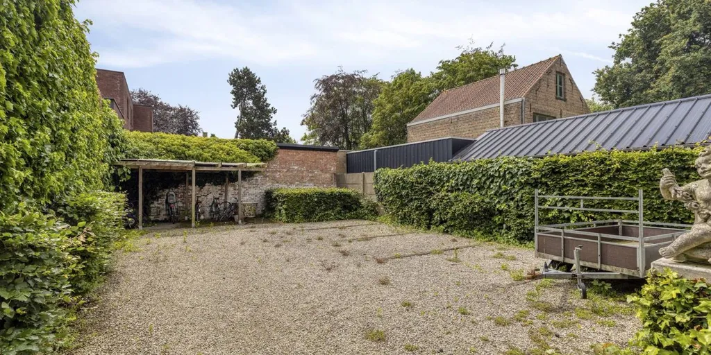 Giardino - Commercial Property with Student Studios in Sint-Andries