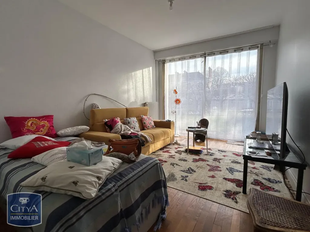 Bedrooms - Bright Two-Bedroom Apartment in Blois Centre