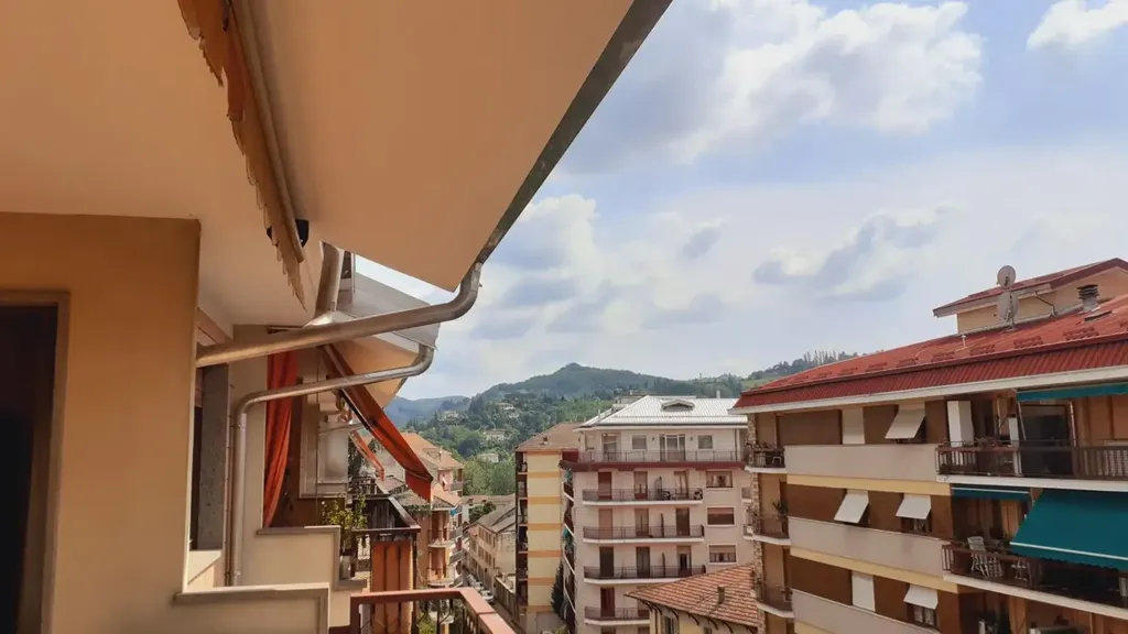 Balcon - Apartment with Terrace in Central Acqui Terme