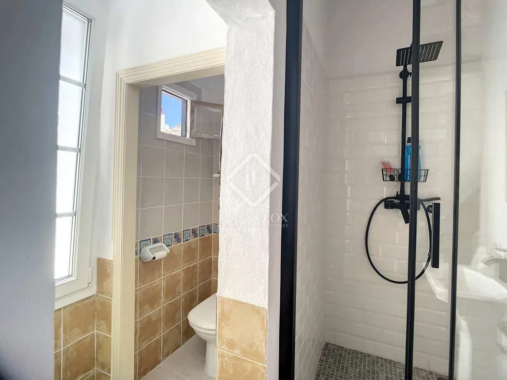 Bagni - Renovated Townhouse with Terraces in Mahón