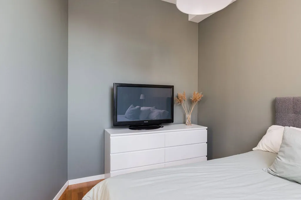 Magamistoad - Apartment with High Ceilings in Central Enköping