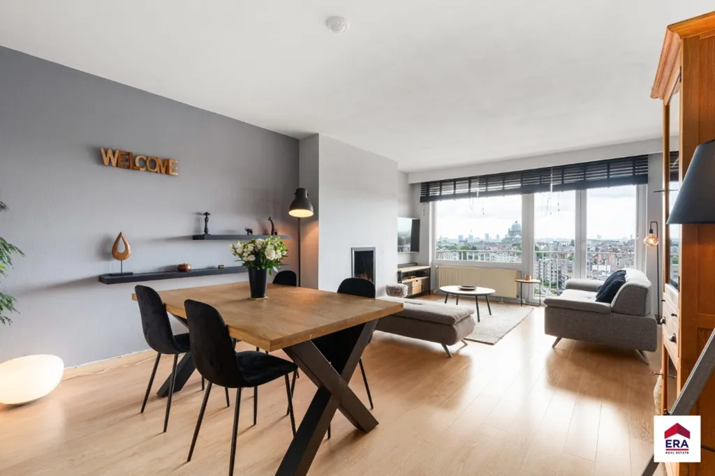 Modern Apartment with Basilica View in Ganshoren