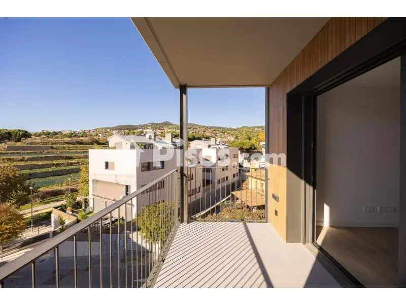 Rõdu - New Duplex with Pool in Tiana