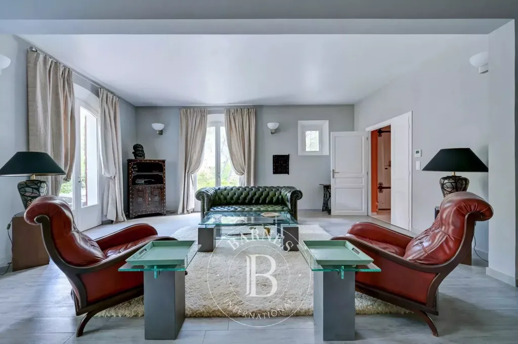 Living Room - Bastide with Panoramic View in Aix-en-Provence