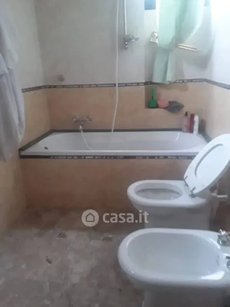 Baños - Detached House with Marmo Flooring in Polla