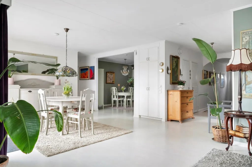 Salle à manger - 1-Storey Villa with Pool in Family-Friendly Area