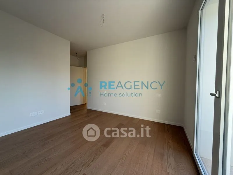 Pièces - Newly Built Triplex with Terrace in Creazzo