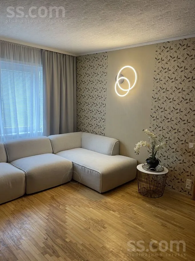 Living Room - 3-Bedroom Flat with Balcony in Riga