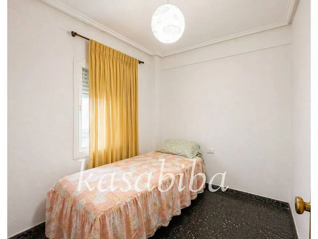 Chambres - Apartment with Large Terrace in Estramurs