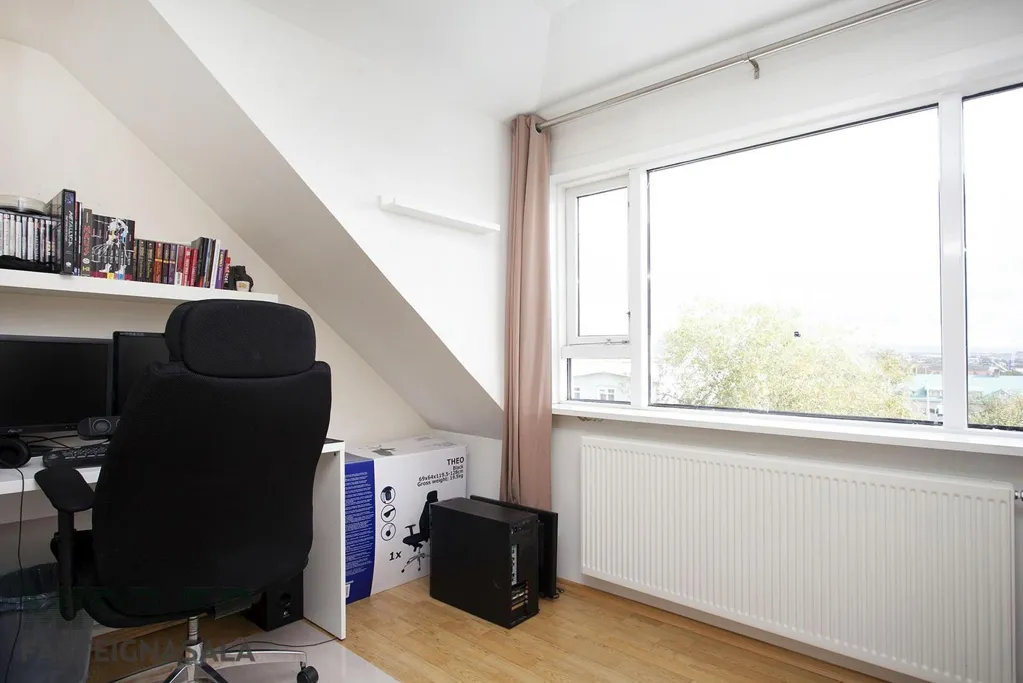 Kabinet - Triplex with Studio in Reykjavik