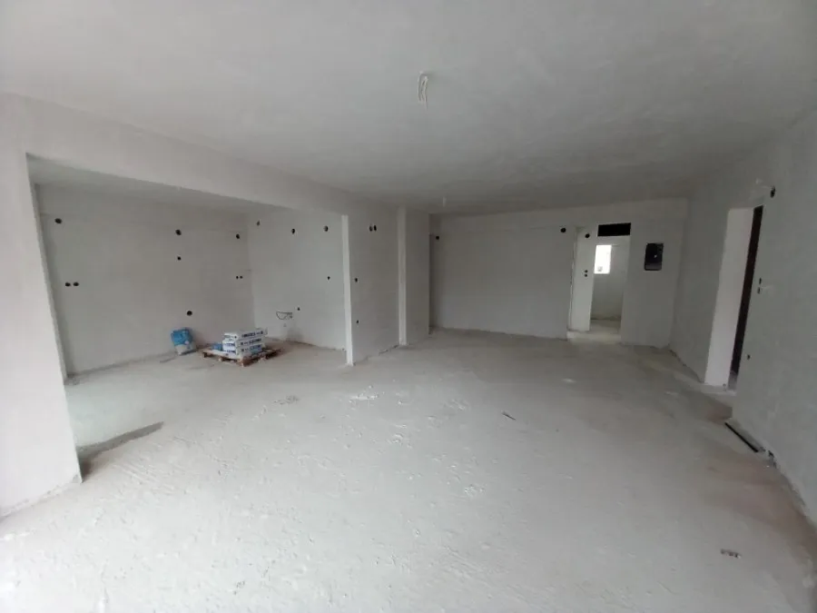 Pièces - Apartment with City View in Serres Centre