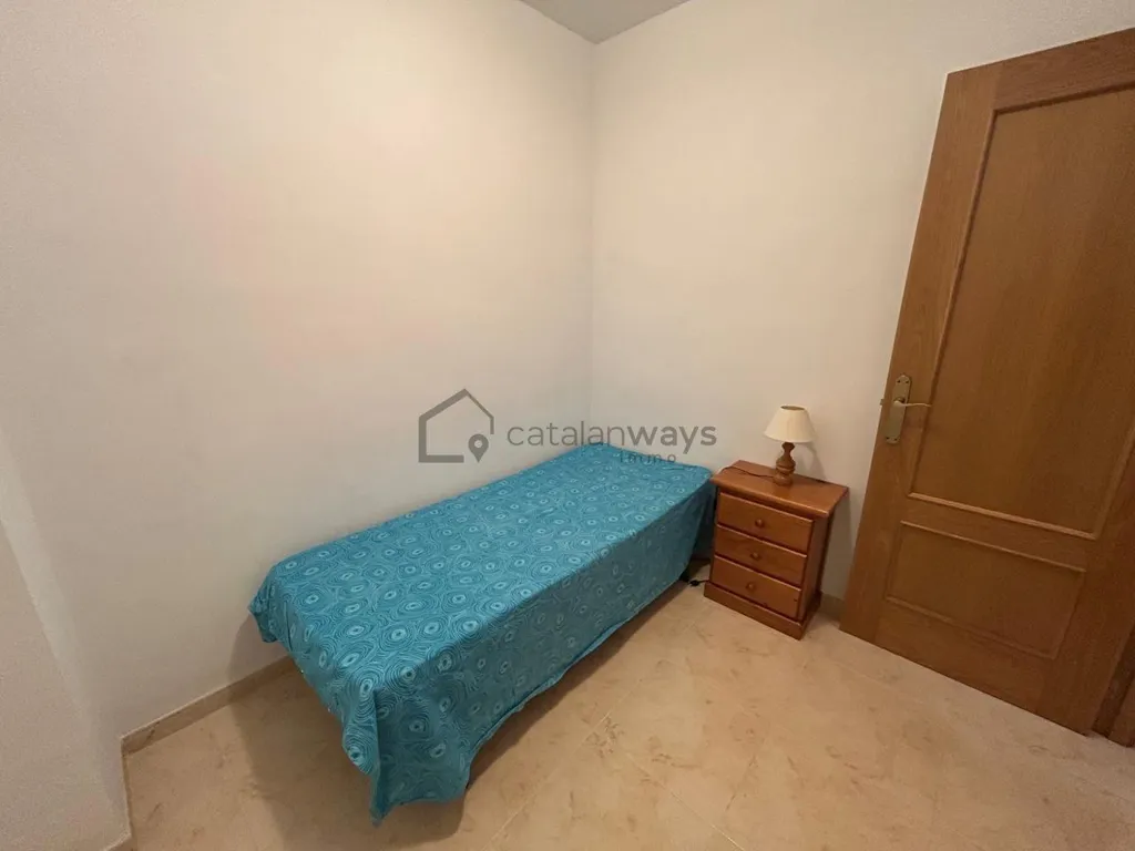 Magamistoad - Apartment with Balcony in Ampolla Centre
