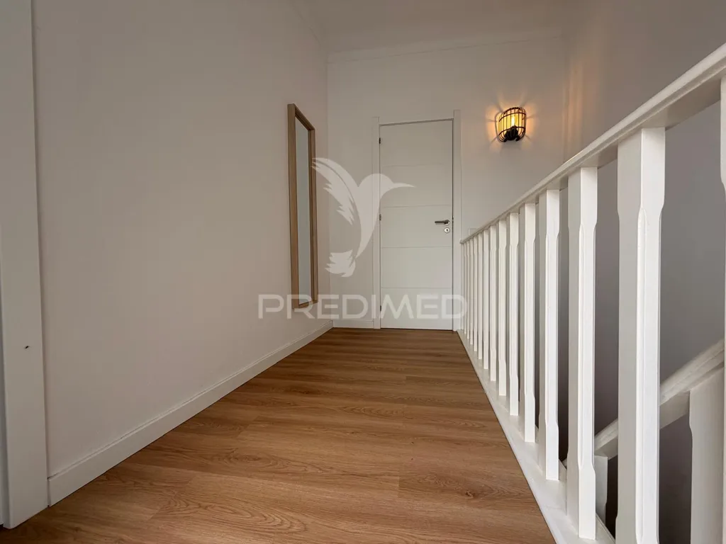 Entrée - Renovated T2 House in Quinta do Anjo Centre