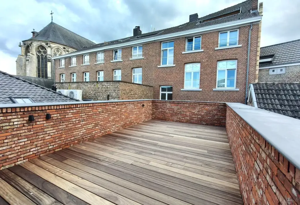 Terrasse - Appartement Neuf au Centre de Tongeren
