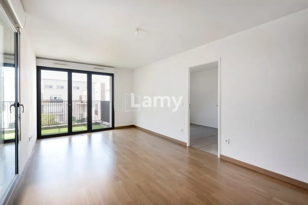 Camere da letto - 3-Bedroom Apartment with Balcony in Juvisy