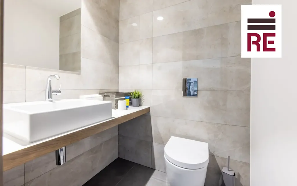 Salles de bain - Modern Office with City Views in Tallinn Centre