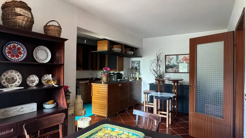 Sala da pranzo - Multi-Level Apartment with Terrace in Messina