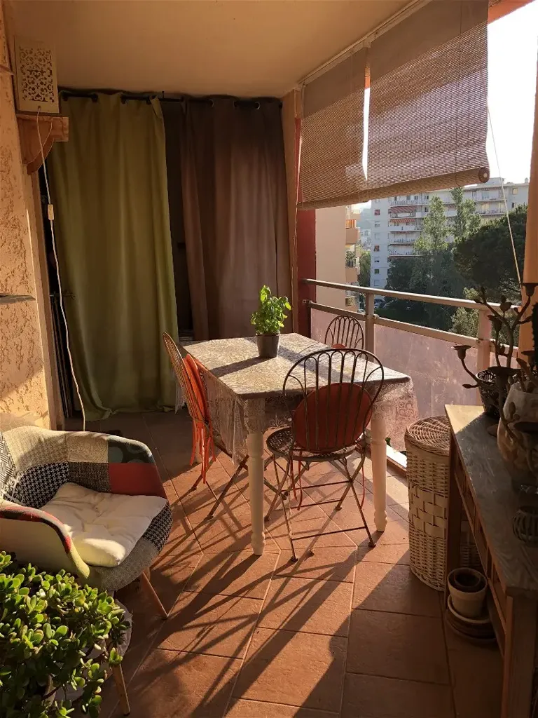Terrazza - Meubled Flat with Terrace in Le Cannet