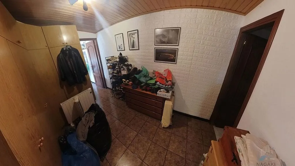 hallway_entrance