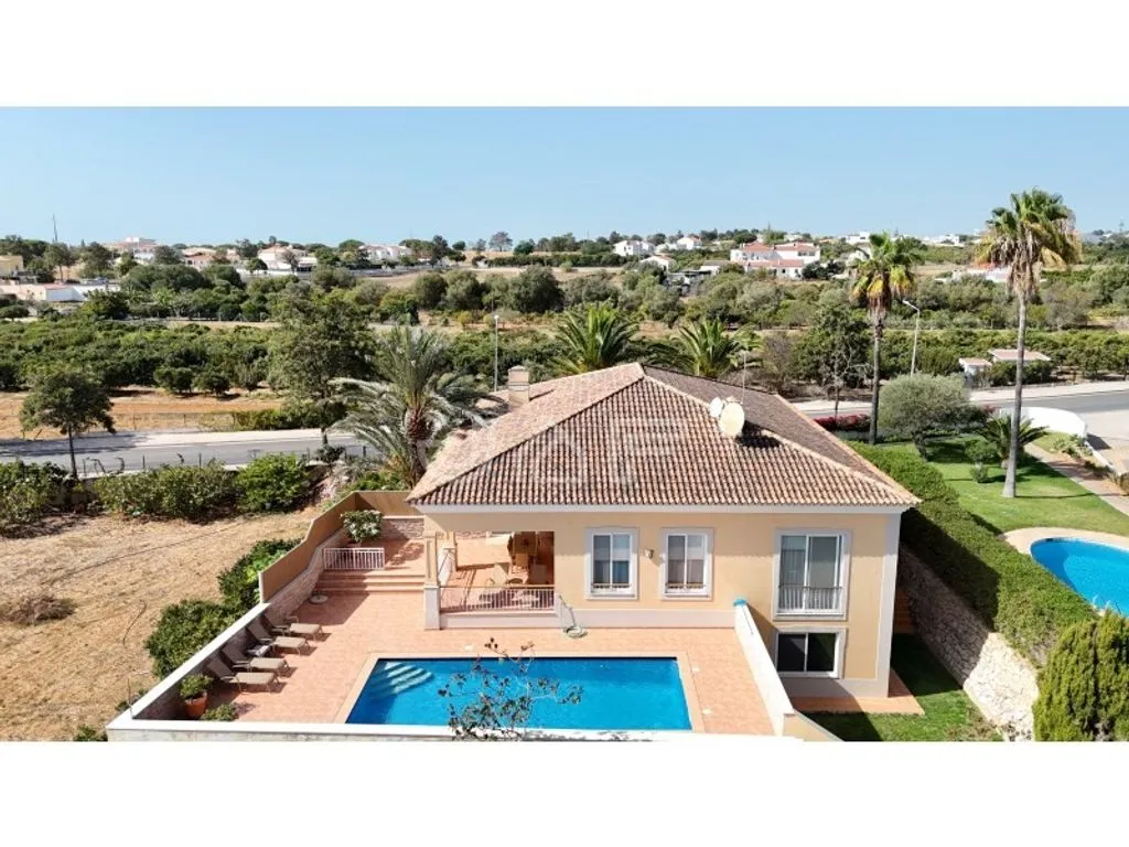 Õhuvaade - Algarvian Style Villa with Pool in Albufeira