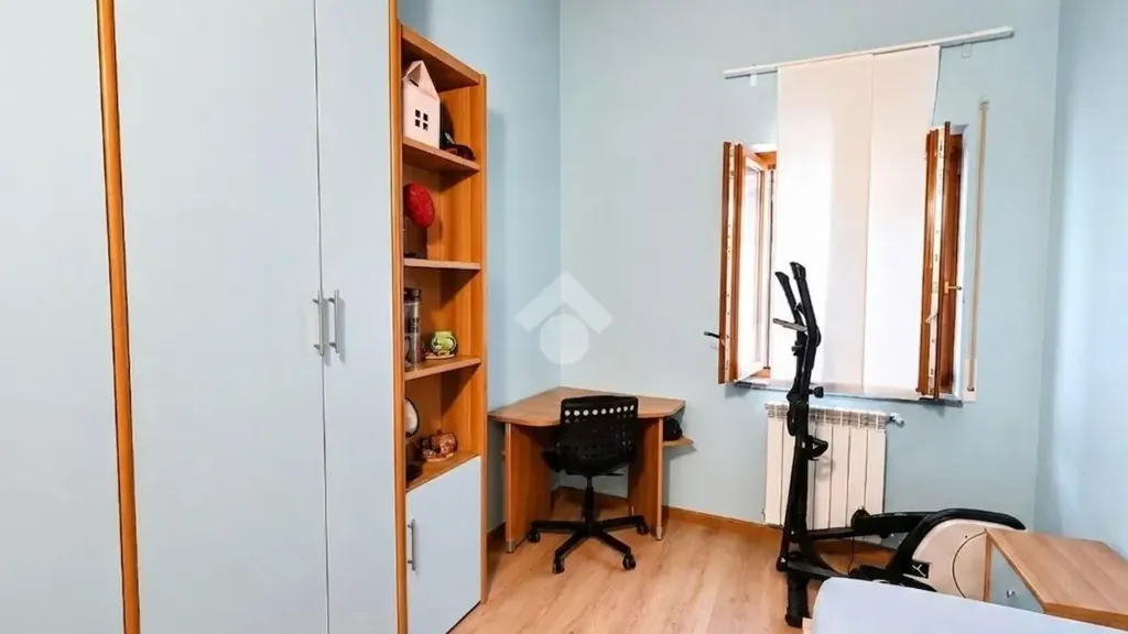 Magamistoad - Semi-Independent Apartment with Veranda in Lissone