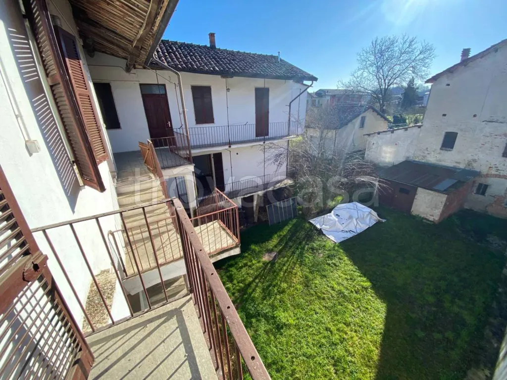 Aed - Multi-Unit Building with Garden in Niella Tanaro